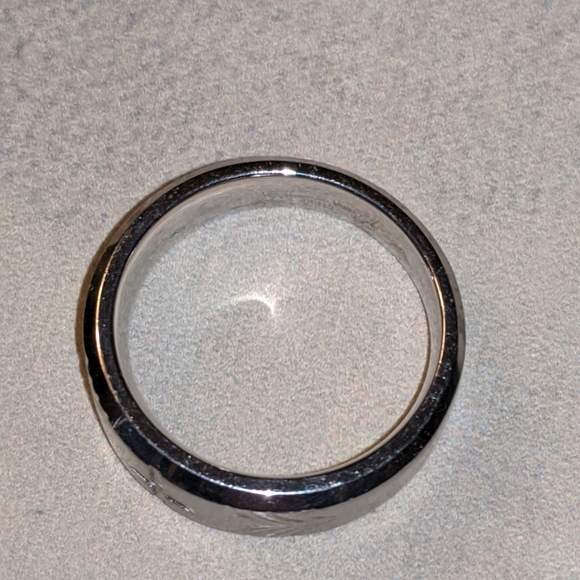 Men's Wedding Band (Cross, Sz 10) - Picture 3 of 8